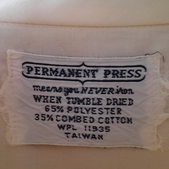 🌟FREE with purchase🌟 Off White Long Sleeve Button Down Formal Shirt - Size L - Picture 14 of 15